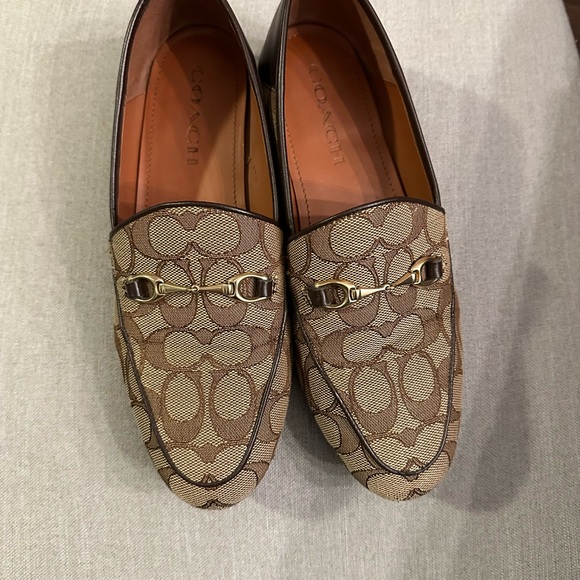 Coach Loafers Size 7B - Picture 2 of 7